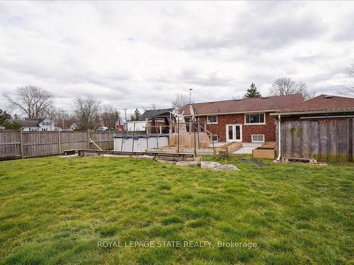5117 Canborough Rd, West Lincoln, ON - Outdoor