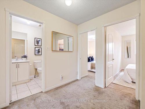 30-5525 Palmerston Cres, Mississauga, ON - Indoor Photo Showing Other Room