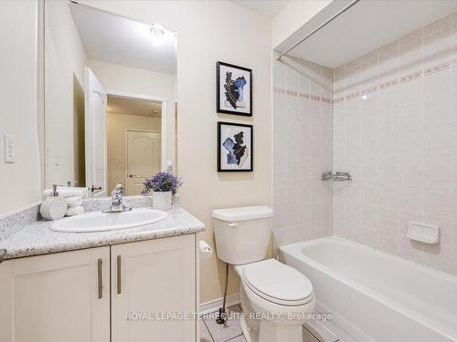 30-5525 Palmerston Cres, Mississauga, ON - Indoor Photo Showing Bathroom