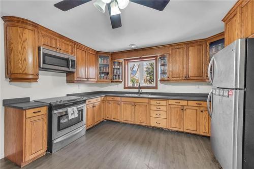 1686 10Th Concession Road, Langton, ON - Indoor Photo Showing Kitchen