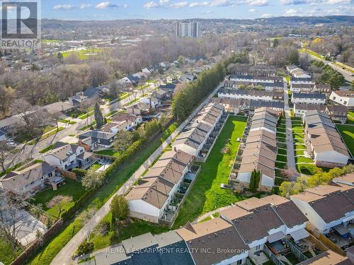 #2 -2248 Upper Middle Rd S, Burlington, ON - Outdoor With View