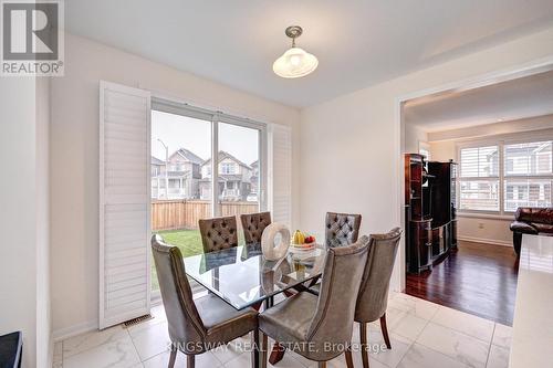 31 Compass Tr, Cambridge, ON - Indoor Photo Showing Dining Room