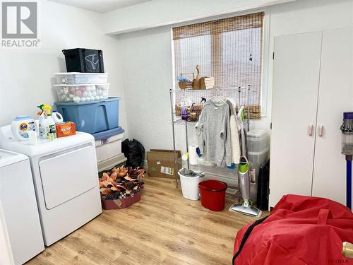 19 Albany St, Kapuskasing, ON - Indoor Photo Showing Laundry Room