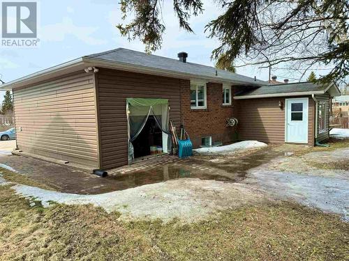 19 Albany St, Kapuskasing, ON - Outdoor With Exterior