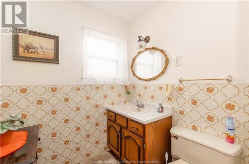 891 Elmwood Dr, Moncton, NB - Indoor Photo Showing Bathroom