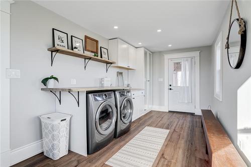 1329 Brant Highway 54, Caledonia, ON - Indoor Photo Showing Laundry Room