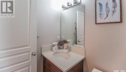 2810 Rochdale Boulevard, Regina, SK - Indoor Photo Showing Bathroom