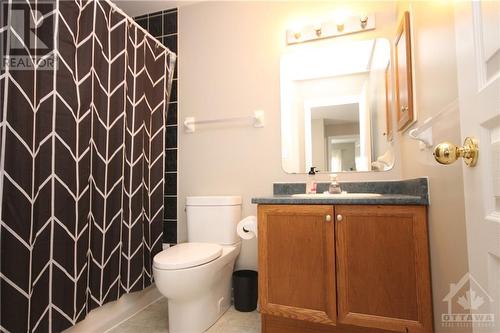 623 Wild Shore Crescent, Ottawa, ON - Indoor Photo Showing Bathroom