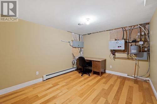 4 O'Rourke'S Road, Holyrood, NL - Indoor Photo Showing Other Room