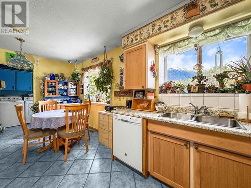 3611 Cottonwood Crescent, Terrace, BC - Indoor Photo Showing Kitchen With Double Sink
