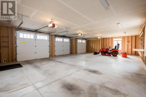 16695 10Th Concession, King, ON - Indoor Photo Showing Garage