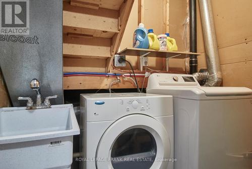 #35 -33 Dundalk Dr, Toronto, ON - Indoor Photo Showing Laundry Room