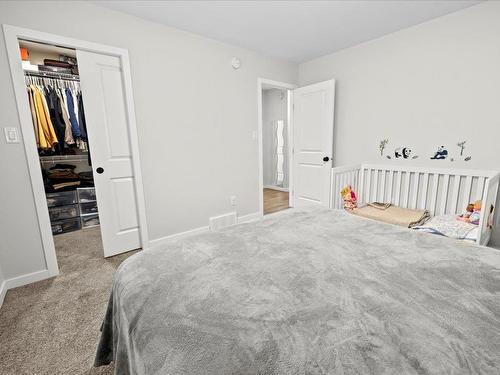 157 Cutlass Drive, Steinbach, MB - Indoor Photo Showing Other Room