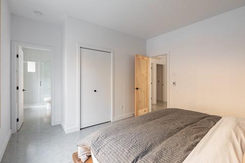 Master bedroom - 2014 Ch. Du Village, Mont-Tremblant, QC - Indoor Photo Showing Bedroom