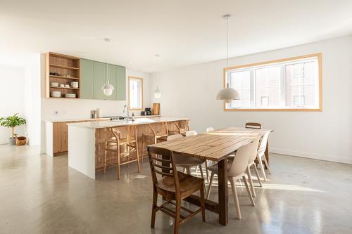 Kitchen - 2014 Ch. Du Village, Mont-Tremblant, QC - Indoor Photo Showing Dining Room