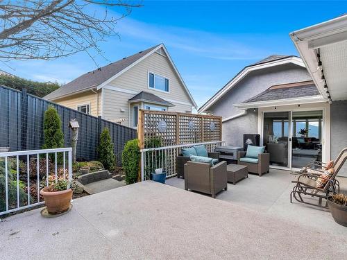 6038 Salish Rd, Duncan, BC - Outdoor With Deck Patio Veranda With Exterior