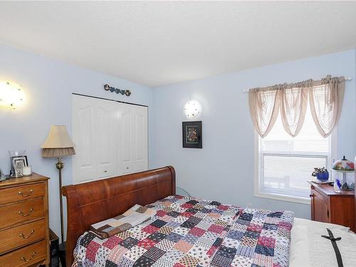 6250 Azure Rd, Nanaimo, BC - Indoor Photo Showing Bedroom