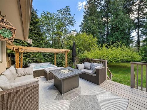 763 Helvetia Cres, Saanich, BC - Outdoor With Deck Patio Veranda