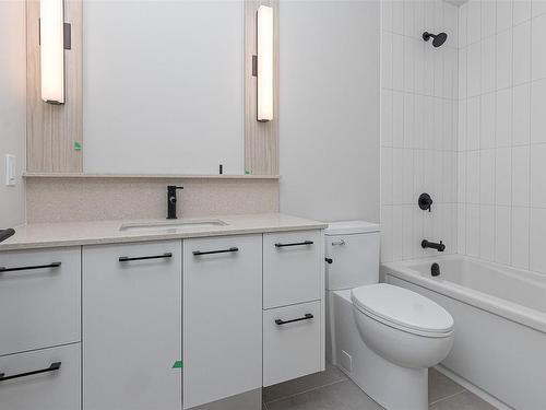 208-958 Pharoah Mews, Langford, BC - Indoor Photo Showing Bathroom