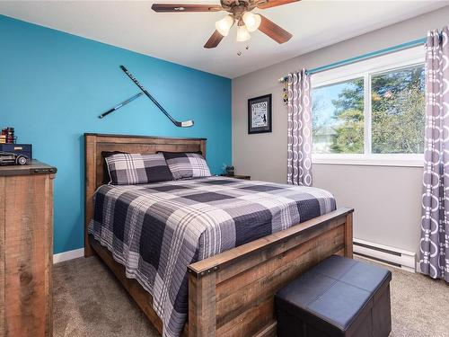 2226 Heron Cres, Comox, BC - Indoor Photo Showing Bedroom