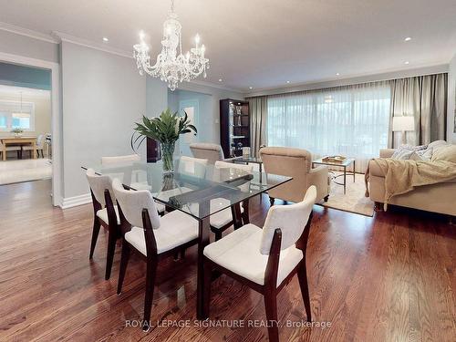 2046 Family Cres, Mississauga, ON - Indoor Photo Showing Dining Room