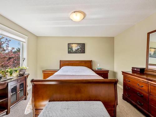 116-1500 Cumberland Rd, Courtenay, BC - Indoor Photo Showing Bedroom