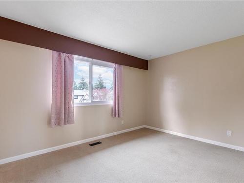 3622 Apsley Ave, Nanaimo, BC - Indoor Photo Showing Other Room