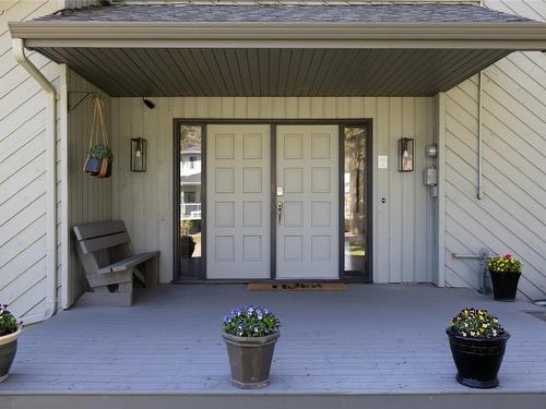 3943 Trepanier Heights Place, Peachland, BC - Outdoor With Deck Patio Veranda
