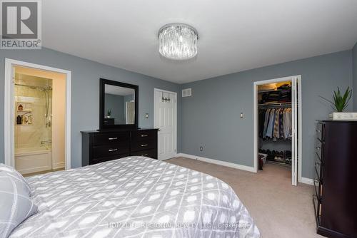 #27 -750 Burnhamthorpe Rd E, Mississauga, ON - Indoor Photo Showing Bedroom