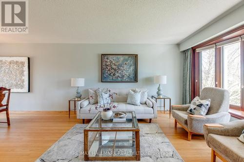 30 Schubert Drive, Toronto, ON - Indoor Photo Showing Living Room