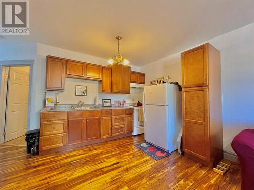 7 Vardys Avenue, Clarenville, NL - Indoor Photo Showing Kitchen