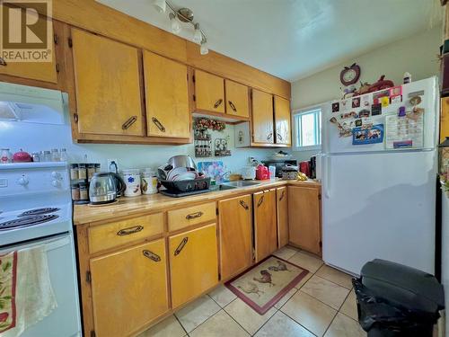 7 Vardys Avenue, Clarenville, NL - Indoor Photo Showing Kitchen