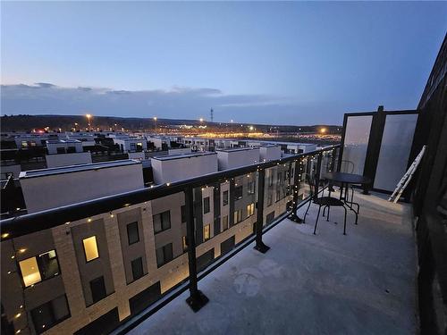 Evening view - 1119 Cooke Boulevard|Unit #B625, Burlington, ON - Outdoor With View