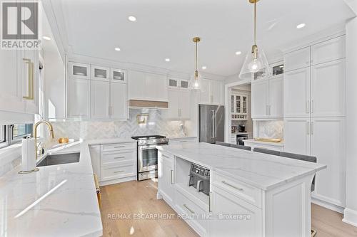 308 Appleby Line, Burlington, ON - Indoor Photo Showing Kitchen With Stainless Steel Kitchen With Upgraded Kitchen