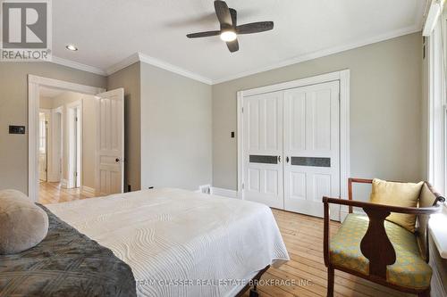 123 Cathcart St, London, ON - Indoor Photo Showing Bedroom