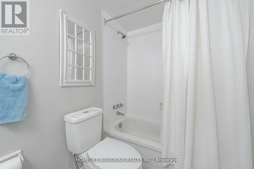 #1009 -44 Longbourne Dr, Toronto, ON - Indoor Photo Showing Bathroom