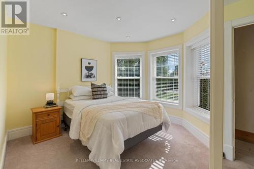 9 Morgan Dr, Halton Hills, ON - Indoor Photo Showing Bedroom