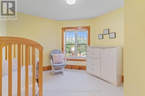 9 Morgan Dr, Halton Hills, ON - Indoor Photo Showing Bedroom
