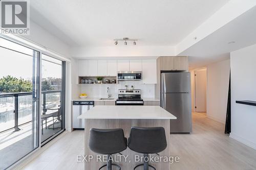 A216 - 1117 Cooke Boulevard, Burlington, ON - Indoor Photo Showing Kitchen With Stainless Steel Kitchen