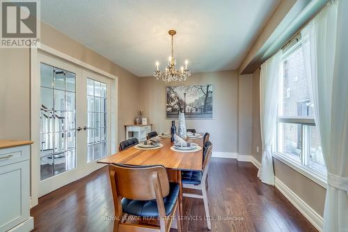 3087 Cascade Crt, Mississauga, ON - Indoor Photo Showing Dining Room