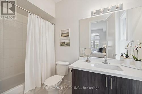 20 Donwoods Cres, Whitby, ON - Indoor Photo Showing Bathroom