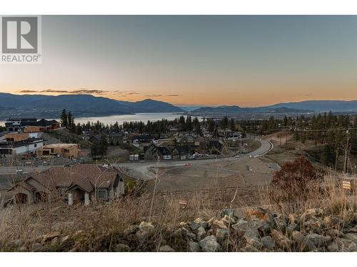 523 Trumpeter Road, Kelowna, BC 