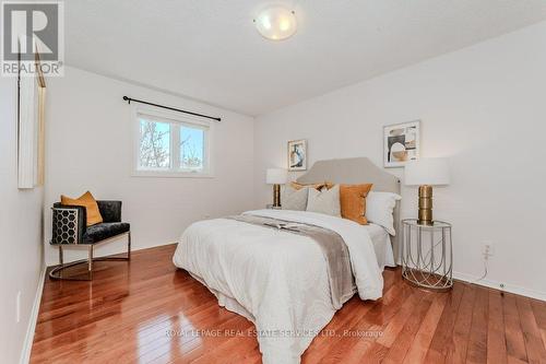 177 Martindale Ave, Oakville, ON - Indoor Photo Showing Bedroom