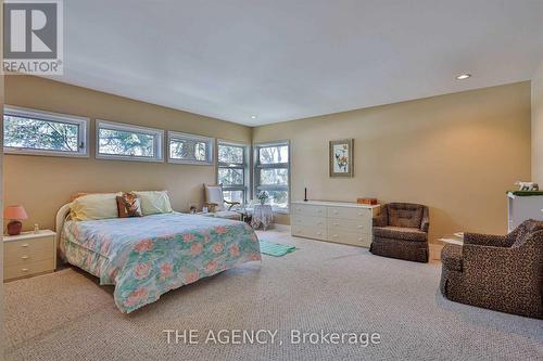 4189 Inglewood Drive, Burlington, ON - Indoor Photo Showing Bedroom