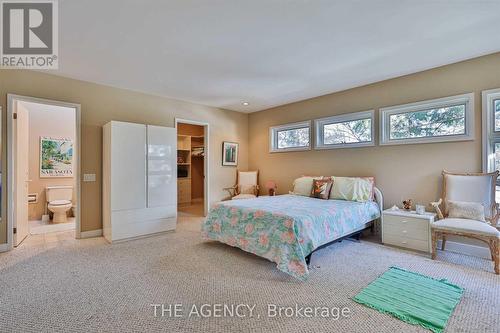 4189 Inglewood Dr, Burlington, ON - Indoor Photo Showing Bedroom