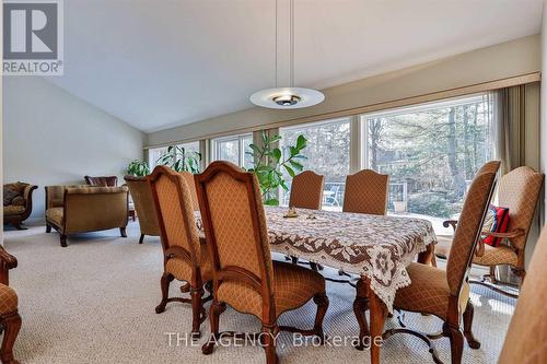 4189 Inglewood Drive, Burlington, ON - Indoor Photo Showing Dining Room