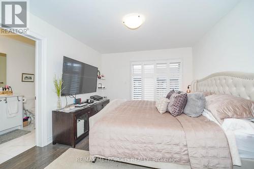 6 Lake Trail Way, Whitby, ON - Indoor Photo Showing Bedroom
