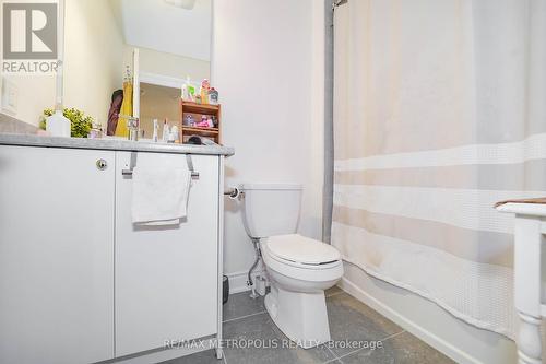 6 Lake Trail Way, Whitby, ON - Indoor Photo Showing Bathroom