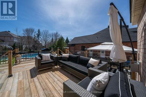715 Highland Blade Rd, Newmarket, ON - Outdoor With Deck Patio Veranda With Exterior