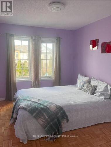 11 Robideau Pl, Whitby, ON - Indoor Photo Showing Bedroom